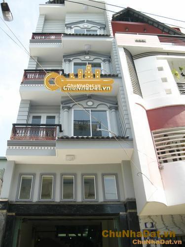 Bán nhà gần Chợ Bến Thành Quận 1 – 4 lầu hẻm xe tải