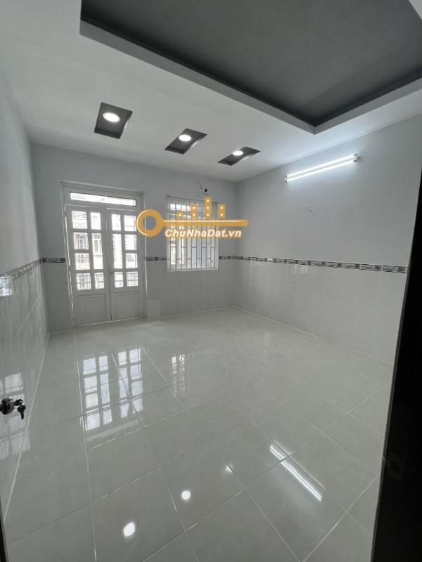 Bán Nhà 4 tầng Mặt tiền 4B, Bình Tân ngang 4m