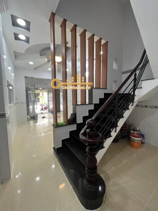 Bán Nhà 4 tầng Mặt tiền 4B, Bình Tân ngang 4m