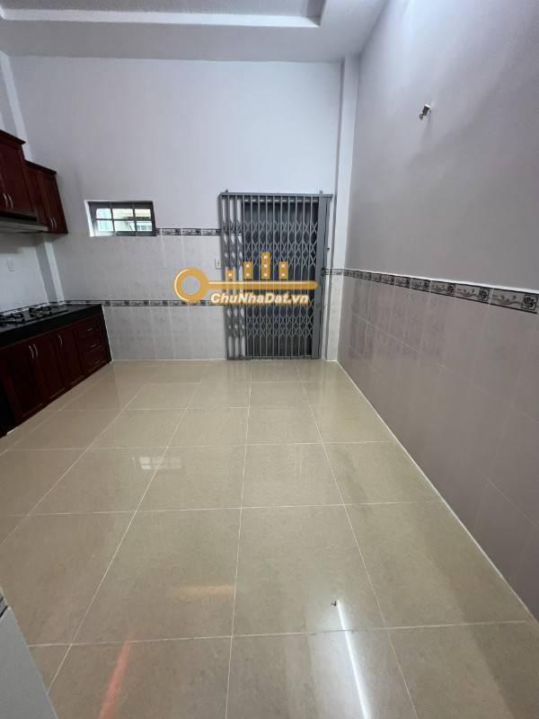 Bán Nhà 4 tầng Mặt tiền 4B, Bình Tân ngang 4m