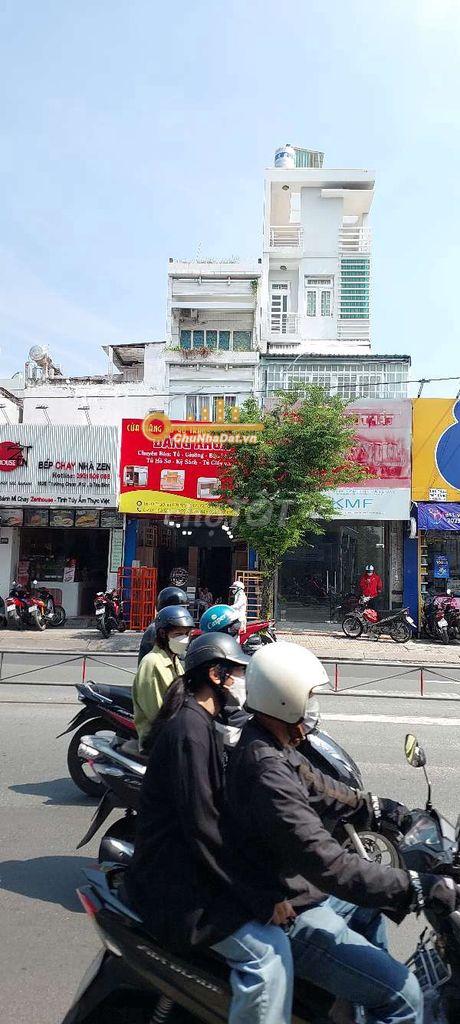 Bán Nhà 3 tầng Mặt tiền Trường Chinh, Tân Bình ngang 3.5m