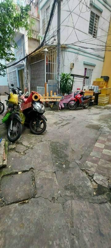 Bán Nhà 2 tầng Hẻm Nhật Tảo, Q.10 ngang 4m hướng Đông Nam