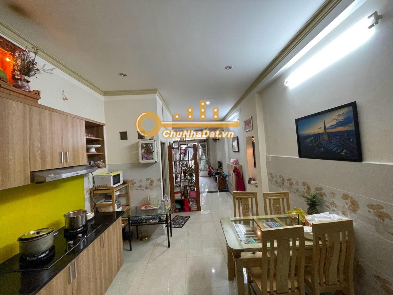 Bán Nhà 2 tầng Hẻm Lê Văn Sỹ, Tân Bình ngang 3.6m diện tích 42 m2 hướng Tây Nam