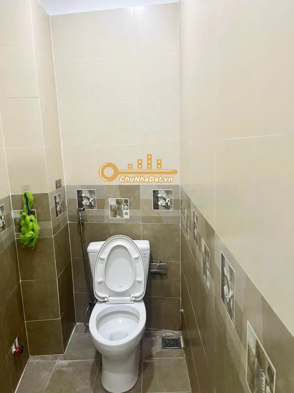 Bán Nhà 4 tầng Hẻm Trần Bình Trọng, Bình Thạnh ngang 3.2m diện tích 37 m2 hướng Đông Nam