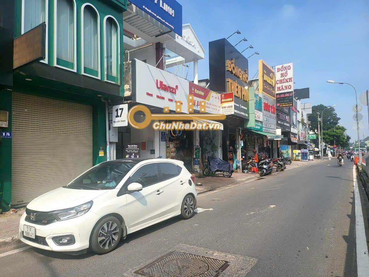 Bán Nhà 3 tầng Mặt tiền Nguyễn Oanh, Gò Vấp ngang 3.7m hướng Đông Bắc