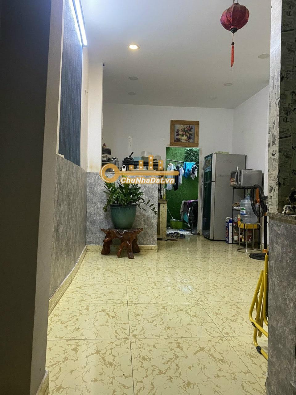 Bán Nhà Hẻm xe hơi Trường Chinh, Tân Bình ngang 3.3m hướng Đông Nam