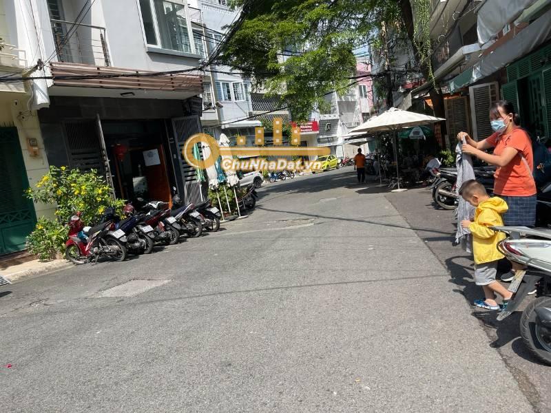 Bán Đất, nhà cấp 4 Hẻm xe hơi Thành Thái, Q.10 ngang 4.5m