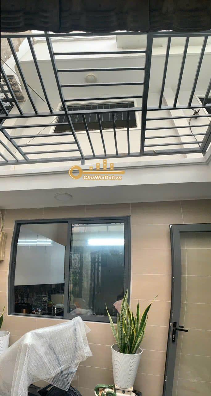 Bán Nhà 3 tầng Hẻm Trần Bình Trọng, Q.5 ngang 8m hướng Tây Nam