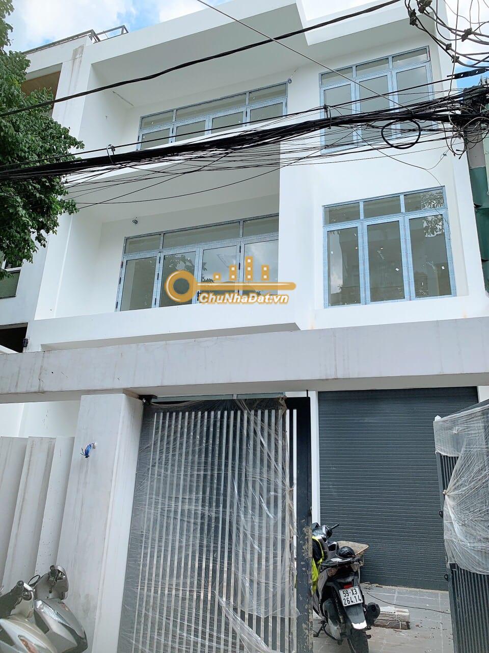 Bán Nhà 4 tầng Hẻm xe hơi Nguyễn Chí Thanh, Q.5 ngang 8m hướng Đông Bắc