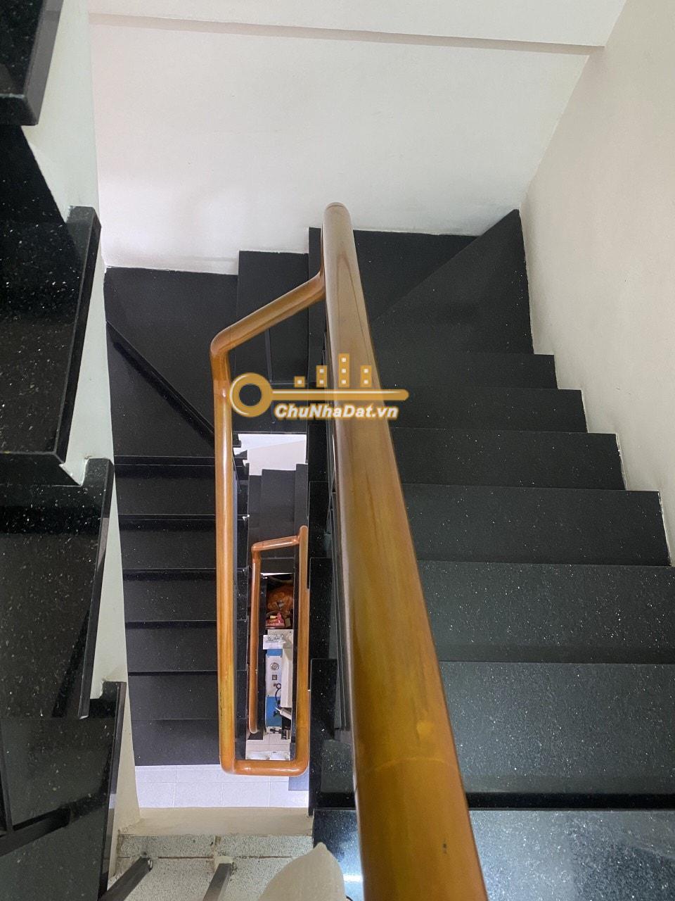 Bán Nhà 5 tầng Hẻm xe hơi Lý Thường Kiệt, Q.10 ngang 4m