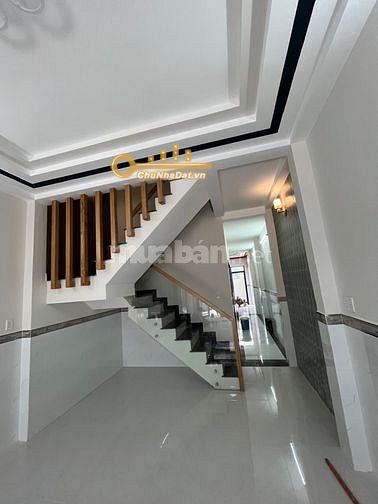 Bán Nhà 2 tầng Hẻm xe hơi Chiến Lược, Bình Tân ngang 4m