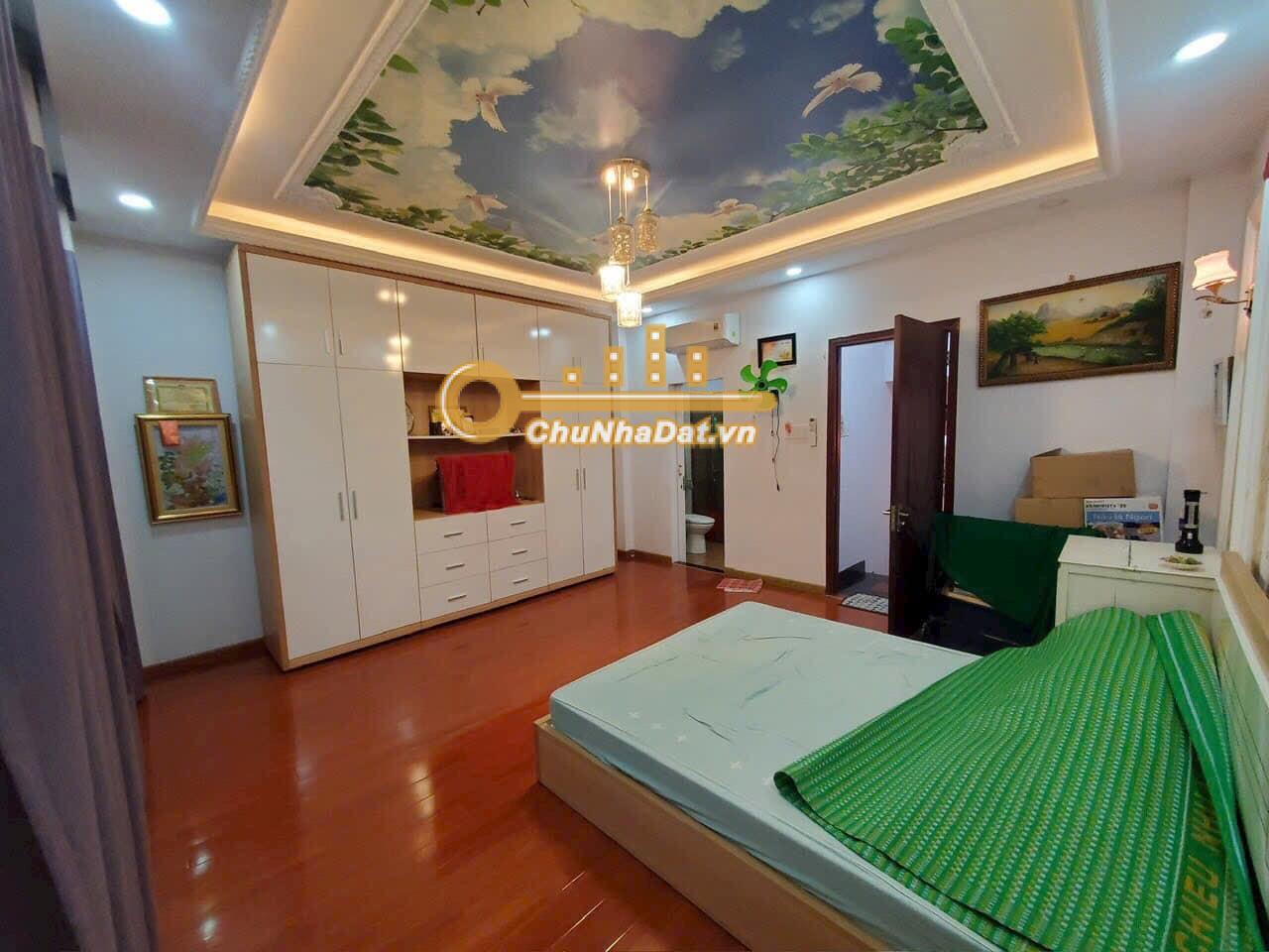 Bán Nhà 4 tầng Hẻm Nguyễn Kiệm, Phú Nhuận ngang 5m hướng Tây Nam