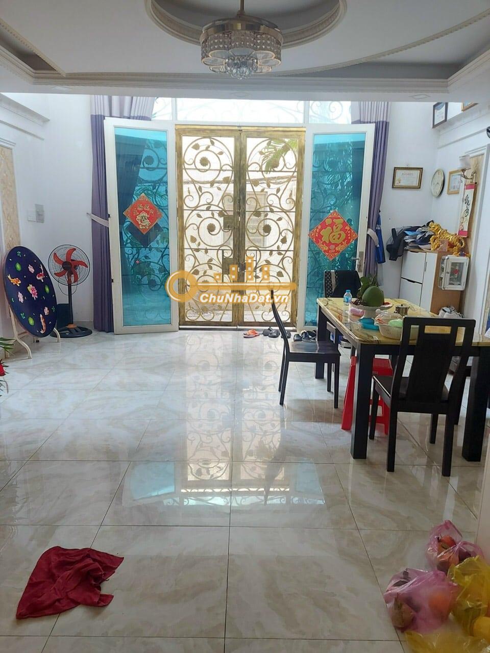 Bán Nhà 4 tầng Hẻm Nguyễn Kiệm, Phú Nhuận ngang 5m hướng Tây Nam