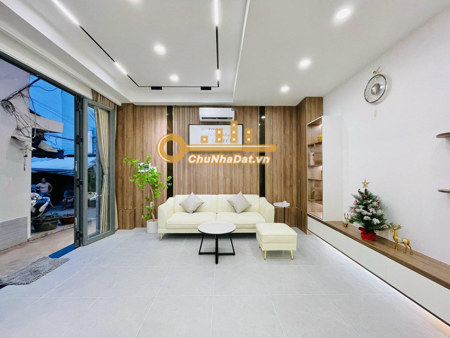 Bán Nhà 4 tầng Hẻm Hoàng Hoa Thám, Phú Nhuận ngang 7.33m hướng Tây Nam
