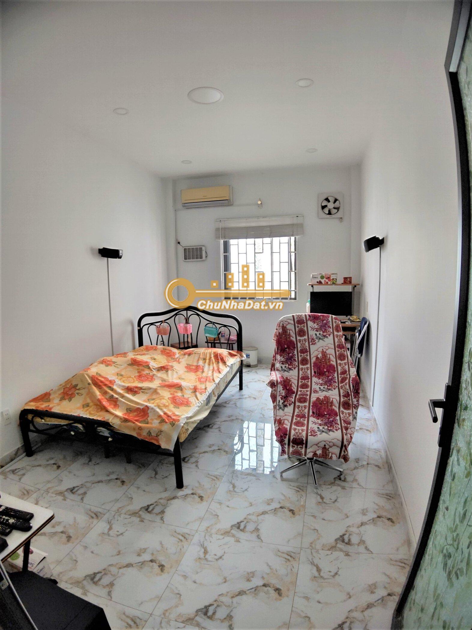 Bán Nhà 4 tầng Hẻm Nguyễn Kiệm, Phú Nhuận ngang 3m diện tích 84 m2 hướng Đông Tứ Trạch