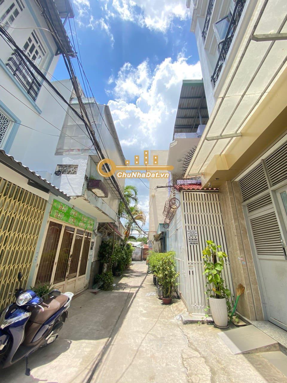 Bán Nhà 3 tầng Hẻm xe hơi Chu Văn An, Bình Thạnh ngang 3.5m