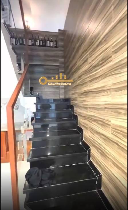 Bán Nhà 6 tầng Hẻm Nguyễn Trãi, Q.5 ngang 3.25m hướng Đông Nam