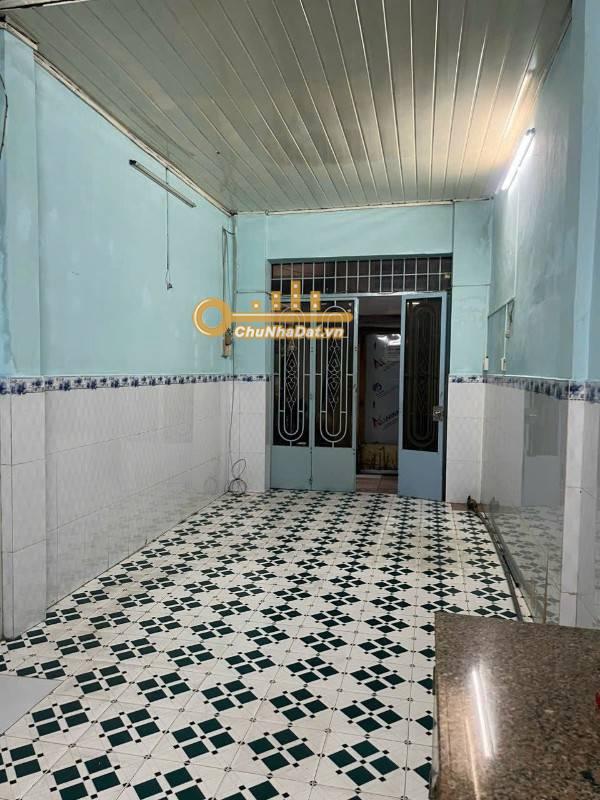 Bán Nhà 2 tầng Góc 2 mặt tiền Hồ Bá Kiện, Q.10 ngang 7m