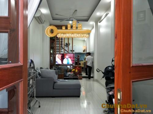 Bán gấp nhà Bùi Thị Xuân Q1 5 tỷ 3 lầu 5 phòng