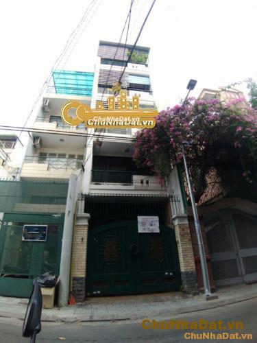Bán nhà Lê Thị Riêng, P. Bến Thành Q.1. Hiện có 10CHDV đang kd giá chỉ 11.9 tỷ thương lượng