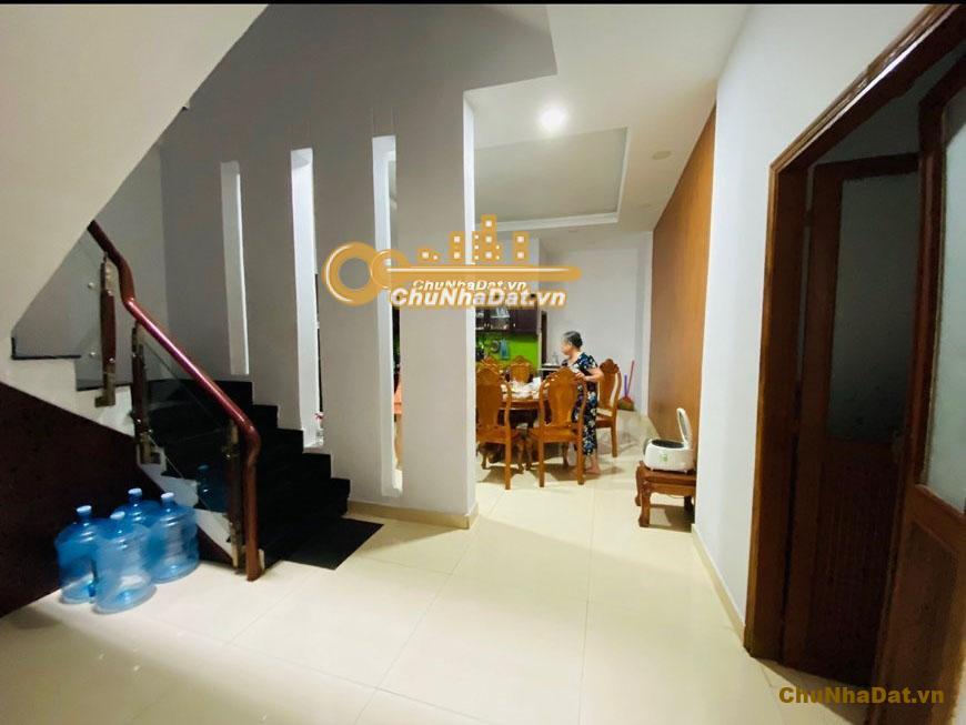 Bán nhà hẻm oto ngang gần 6m Trần Bình Trọng P3 Q5 – 110 m2 – 3 tầng